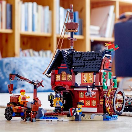 Конструктор LEGO Creator Пиратский корабль 1262 детали (31109) - фото 4