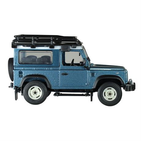 Автомодель Britains Land Rover Defender 90, 1:32 синий (43217) - фото 1