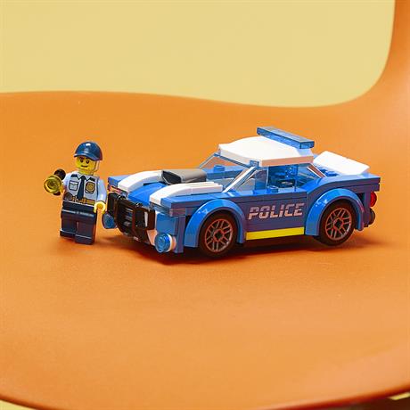 Конструктор LEGO City Police Полицейская машина 94 детали (60312) - фото 0