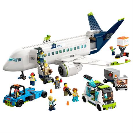Конструктор LEGO City Пассажирский самолет 913 деталей (60367) - фото 1