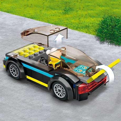 Конструктор LEGO City Great Vehicles Электрический спортивный автомобиль 95 деталей (60383) - фото 1