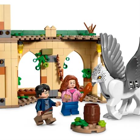 Конструктор LEGO Harry Potter Двор Хогвартса Спасение Сириуса 345 деталей (76401) - фото 4