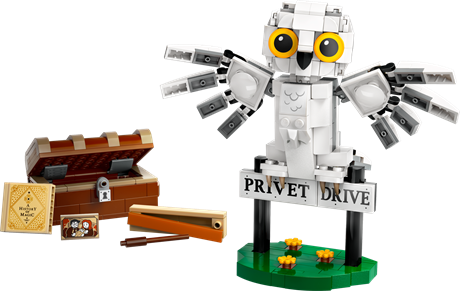 Конструктор LEGO Harry Potter Гедвига на Тисовой улице, 4, 337 деталей (76425) - фото 4