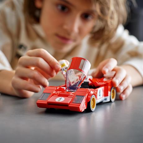 Конструктор LEGO Speed Champions 1970 Ferrari 512 M 291 деталей (76906) - фото 4