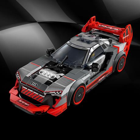 Конструктор LEGO Speed Champions Автомобіль для перегонів Audi S1 e-tron quattro 274 деталі (76921) - фото 4