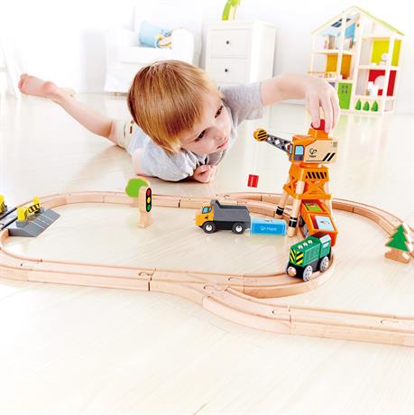 Набір для іграшкової залізниці Hape Підйомний кран та вантажівка (E3715) - фото 5