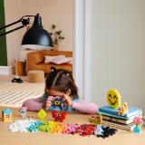 Конструктор LEGO Classic Счастливый творческий набор 680 деталей (11042)
