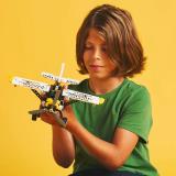 Конструктор LEGO Technic Буш-самолет 333 детали (42198)