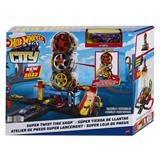 Трек Hot Wheels City Карколомні трюки в шиномонтажі (HDP02)