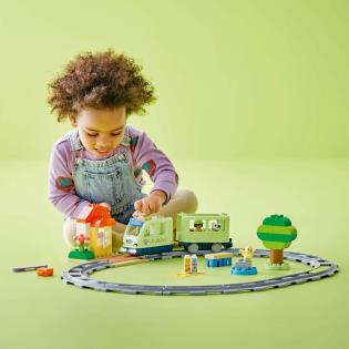Конструктор LEGO DUPLO Town Інтерактивний пригодницький потяг 57 деталей (10427)