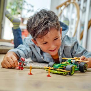 Конструктор LEGO NINJAGO Автомобиль для гонок Ллойда с инерционным двигателем 181 деталь (71828)