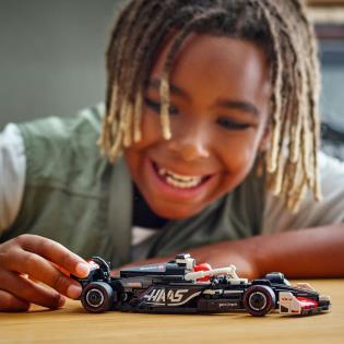 Конструктор LEGO Speed Champions Автомобіль для перегонів MoneyGram Haas F1 Team VF-24, 242 деталі (77250)