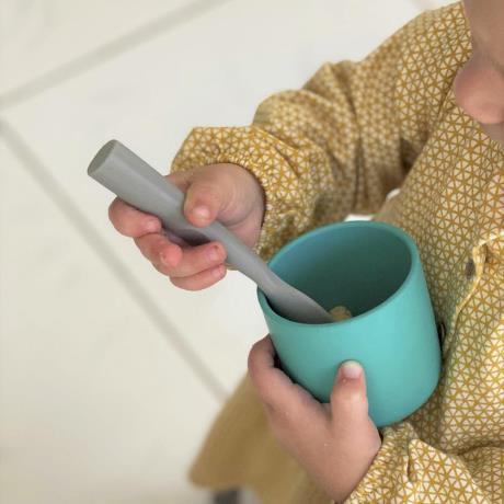 Силиконовая ложка Minikoioi Scooper бежевый (101140008) - фото 0