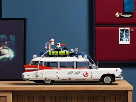 Конструктор LEGO Creator Автомобіль Мисливців за привидами ECTO-1 2352 деталей (10274) - фото 0