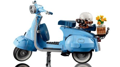 Конструктор LEGO Icons Vespa 1106 деталей (10298) - фото 0