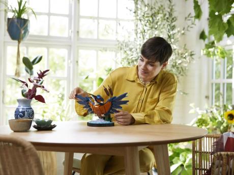 Конструктор LEGO Icons Птица зимородок 834 детали (10331) - фото 3