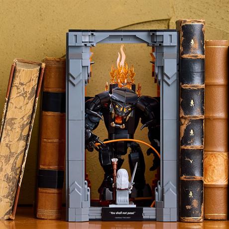 Конструктор LEGO Icons Володар перснів Балроґ Книжковий куточок 1201 деталь (10367) - фото 4
