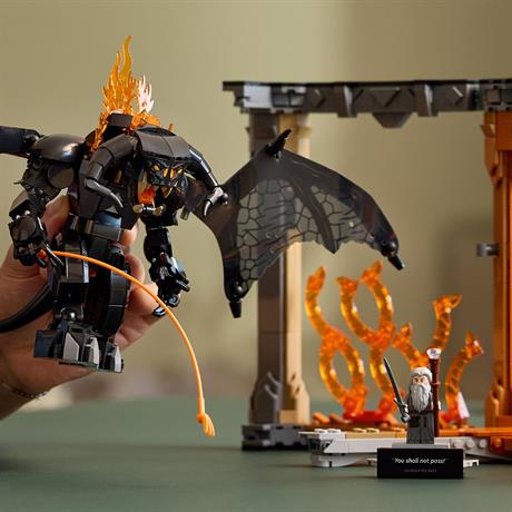 Конструктор LEGO Icons Володар перснів Балроґ Книжковий куточок 1201 деталь (10367) - фото 8