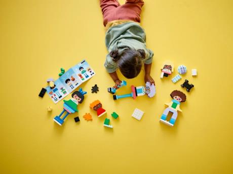 Конструктор LEGO DUPLO Town Конструктор людей із сильними емоціями 71 деталь (10423) - фото 0