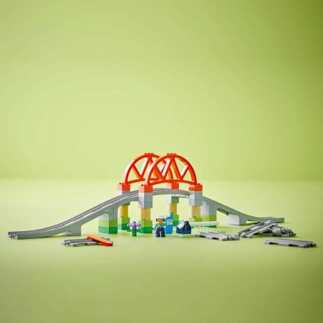 Конструктор LEGO DUPLO Town Залізничний міст і колії додатковий набір 42 деталі (10426) - фото 10