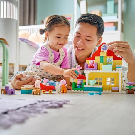 Конструктор LEGO® DUPLO® Пеппа Сімейний будинок 84 Деталі  (10467) - фото 16