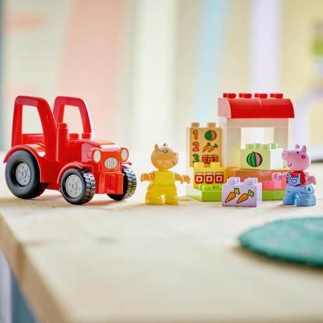 Конструктор LEGO® DUPLO® Пеппа Трактор и рынок 18 деталей (10468) - фото 14