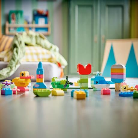 Конструктор LEGO® DUPLO® Classic Коробка кубиков для ярких творческих сборников Игрушка для концентрации, 80 деталей (10479) - фото 9