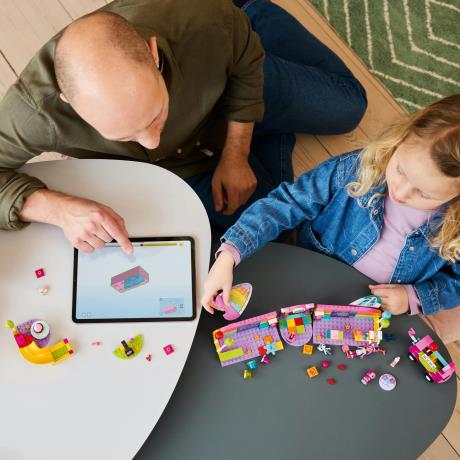 Конструктор LEGO Gabby's Dollhouse Праздничная комната Габби 252 детали (10797) - фото 9