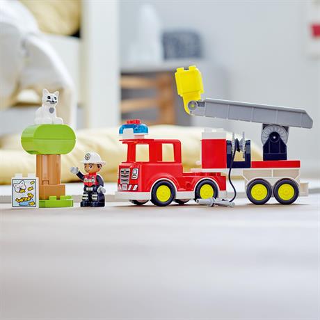 Конструктор LEGO DUPLO Rescue Пожарная машина 21 деталь (10969) - фото 2