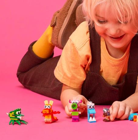 Конструктор LEGO Classic Оригінальні монстри 140 деталей (11017) - фото 0