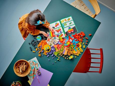 Конструктор LEGO Classic Безліч кубиків 1000 деталей (11030) - фото 0