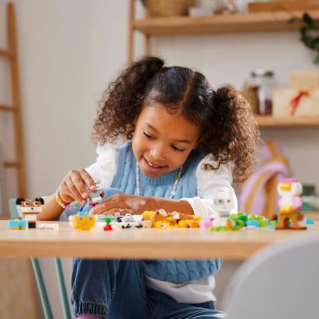 Конструктор LEGO Classic Творчі улюбленці 450 деталей (11034) - фото 6