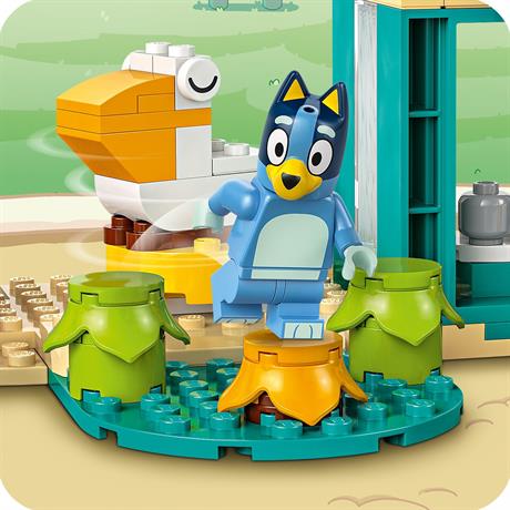 Конструктор LEGO Bluey Веселощі з Блуї та Хлоєю на ігровому майданчику 104 деталі (11201) - фото 8