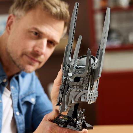 Конструктор LEGO® Icons Володар перснів: шолом Саурона 538 деталей (11373) - фото 4