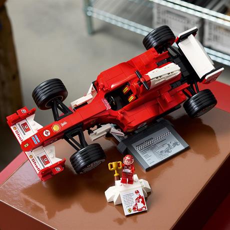 Конструктор LEGO® Icons Ferrari F2004 та Michael Schumacher 735 деталей (11375) - фото 3