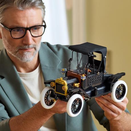 Конструктор LEGO® Icons Ford Model T, набор с моделью автомобиля 1060 деталей (11376) - фото 27