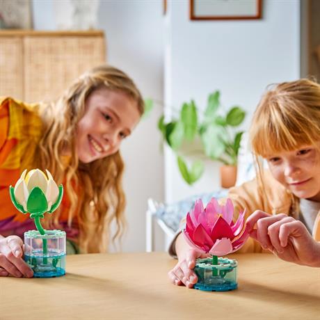 Конструктор LEGO® Botanicals Кувшинка Цветочный набор для конструирования, 259 деталей (11511) - фото 11