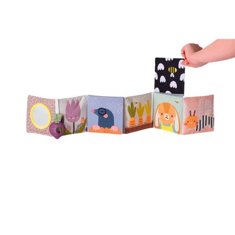 Розвивальна книжка-розкладачка Taf Toys Садочок у місті Зайчики (13065) - фото 5