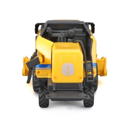 Модель Bburago Зернозбиральний комбайн New Holland TC5.90 з кукурузною жаткою 1:32 (18-31722) - фото 3