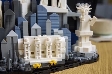 Конструктор LEGO® Architecture Нью-Йорк — «Велике яблуко» Модель, 1465 деталей (21066) - фото 6