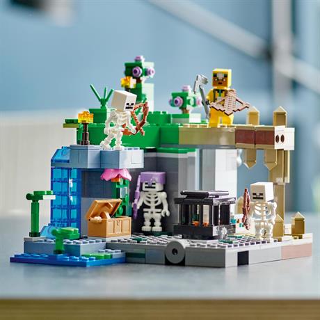 Конструктор LEGO Minecraft Подземелье скелетов 364 деталей (21189) - фото 2