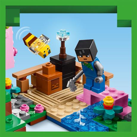 Конструктор LEGO Minecraft Квітучий вишневий сад 304 деталі (21260) - фото 5