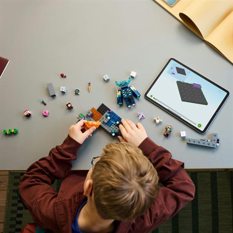 Конструктор LEGO Minecraft Встреча с Боронителем 238 деталей (21274) - фото 5