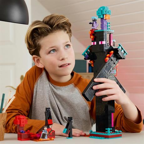 Конструктор LEGO Minecraft Вежа Ендермена 867 деталей (21279) - фото 4