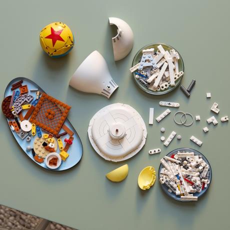 Конструктор LEGO® Ideas | Disney Pixar Luxo Jr. Конструктор моделі. (21357) - фото 11