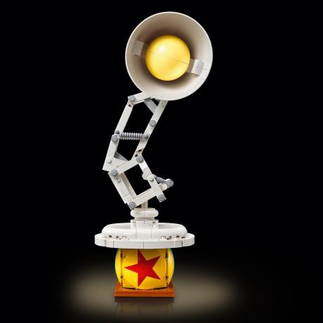 Конструктор LEGO® Ideas | Disney Pixar Luxo Jr. Конструктор моделі. (21357) - фото 18