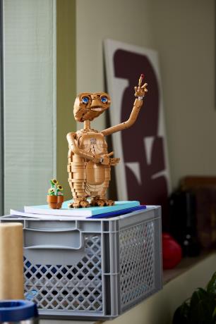 Конструктор LEGO® Ideas E.T. the Extra-Terrestrial Конструктор (21370) - фото 10