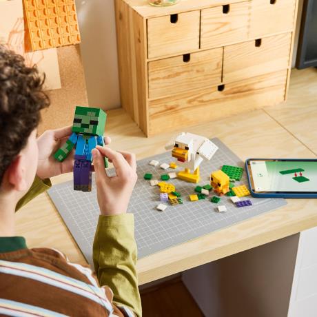 Конструктор Куриный наездник LEGO® Minecraft® (21582) - фото 2
