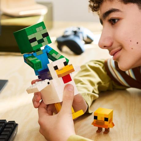 Конструктор Куриный наездник LEGO® Minecraft® (21582) - фото 3