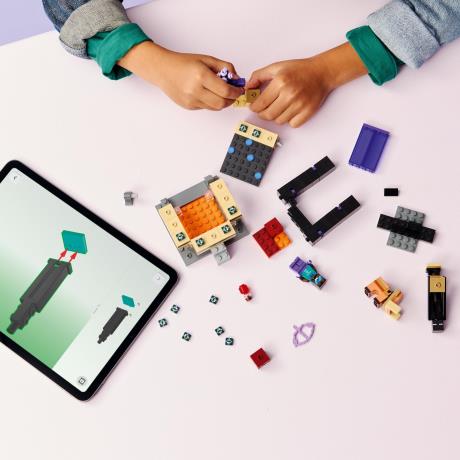 Конструктор LEGO Minecraft Подорож до Нижнього світу та Порталу до Краю 192 Деталі (21584) - фото 7